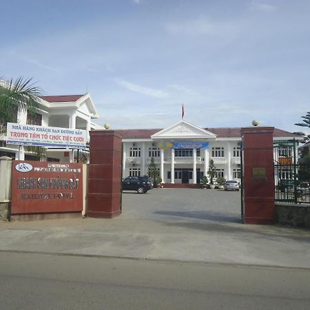 Hue Railway Hotel Exterior photo